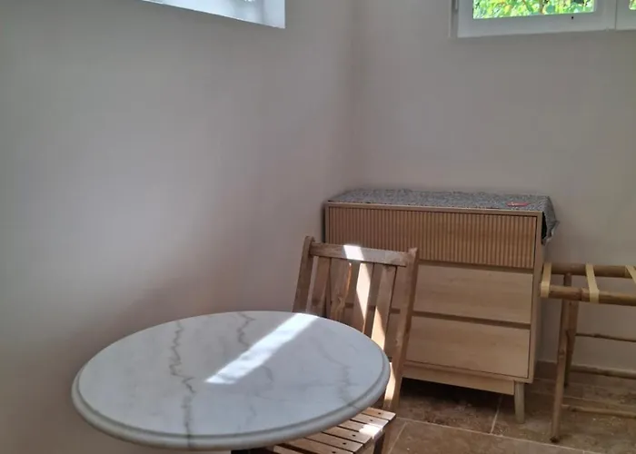 l'Annexe, logement confortable avec piscine
